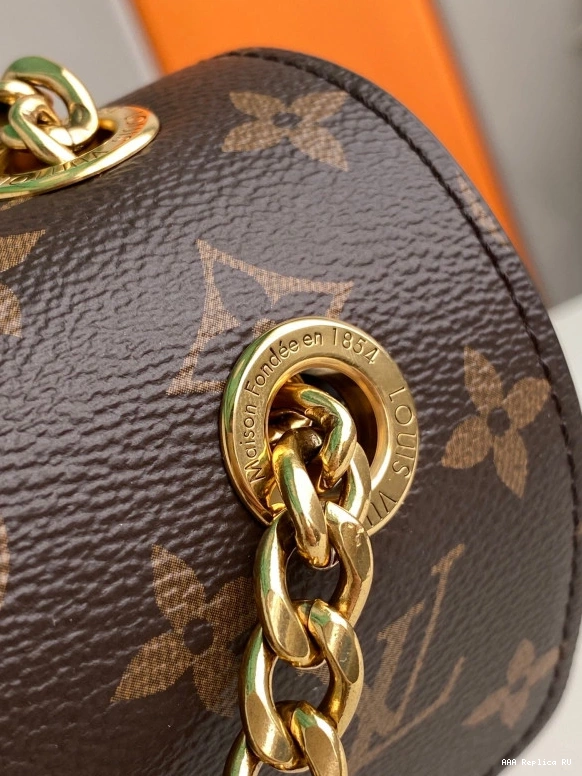 Aaa replica ru PASSY LOUIS VUITTON 0718